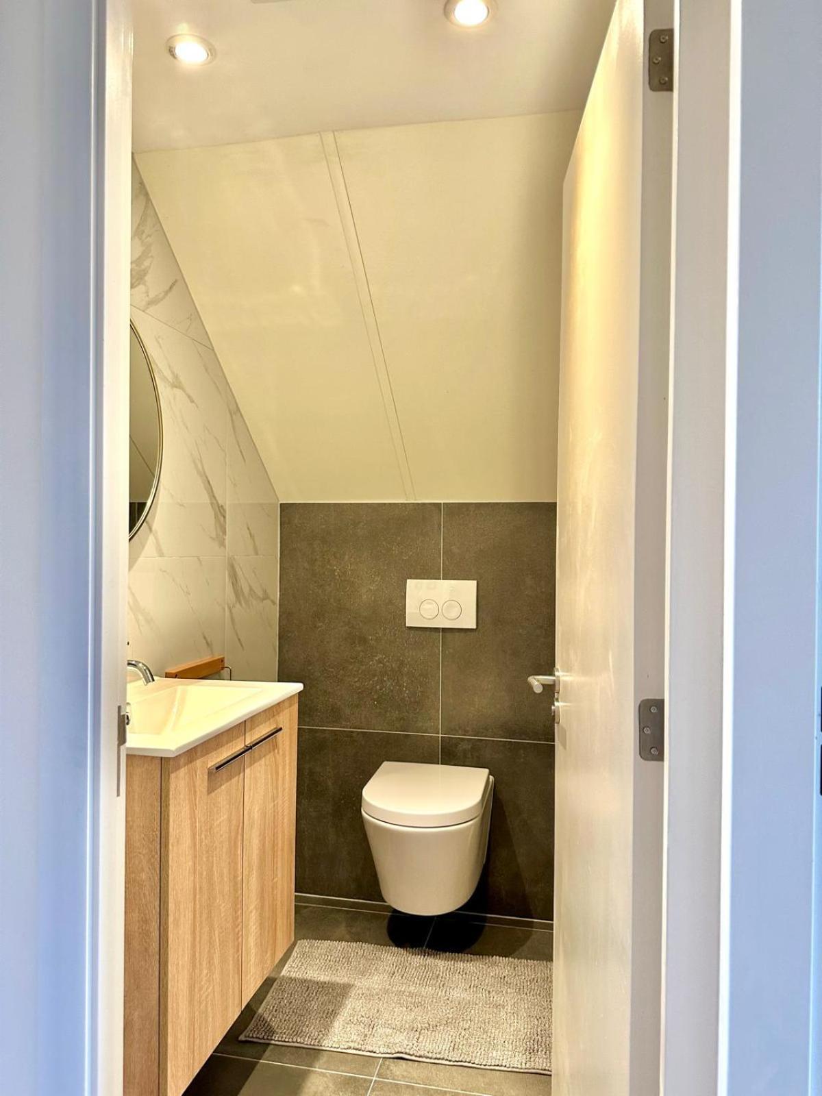 6Pers Boshuis -Hottub Jacuzzi- 'De Groene Specht' Ewijk Exterior photo